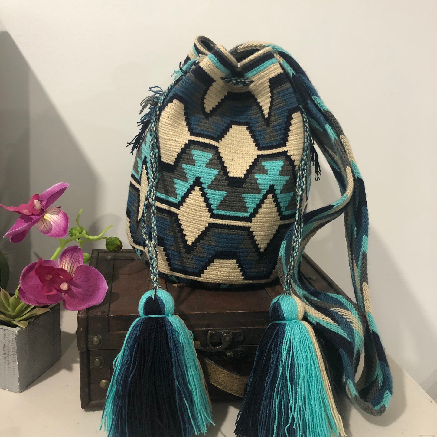 Wayuu Multicolor Cross Bag, Colombian Handmade