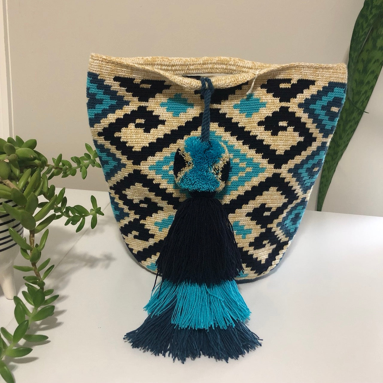 Wayuu Hand bag Colombian Handmade