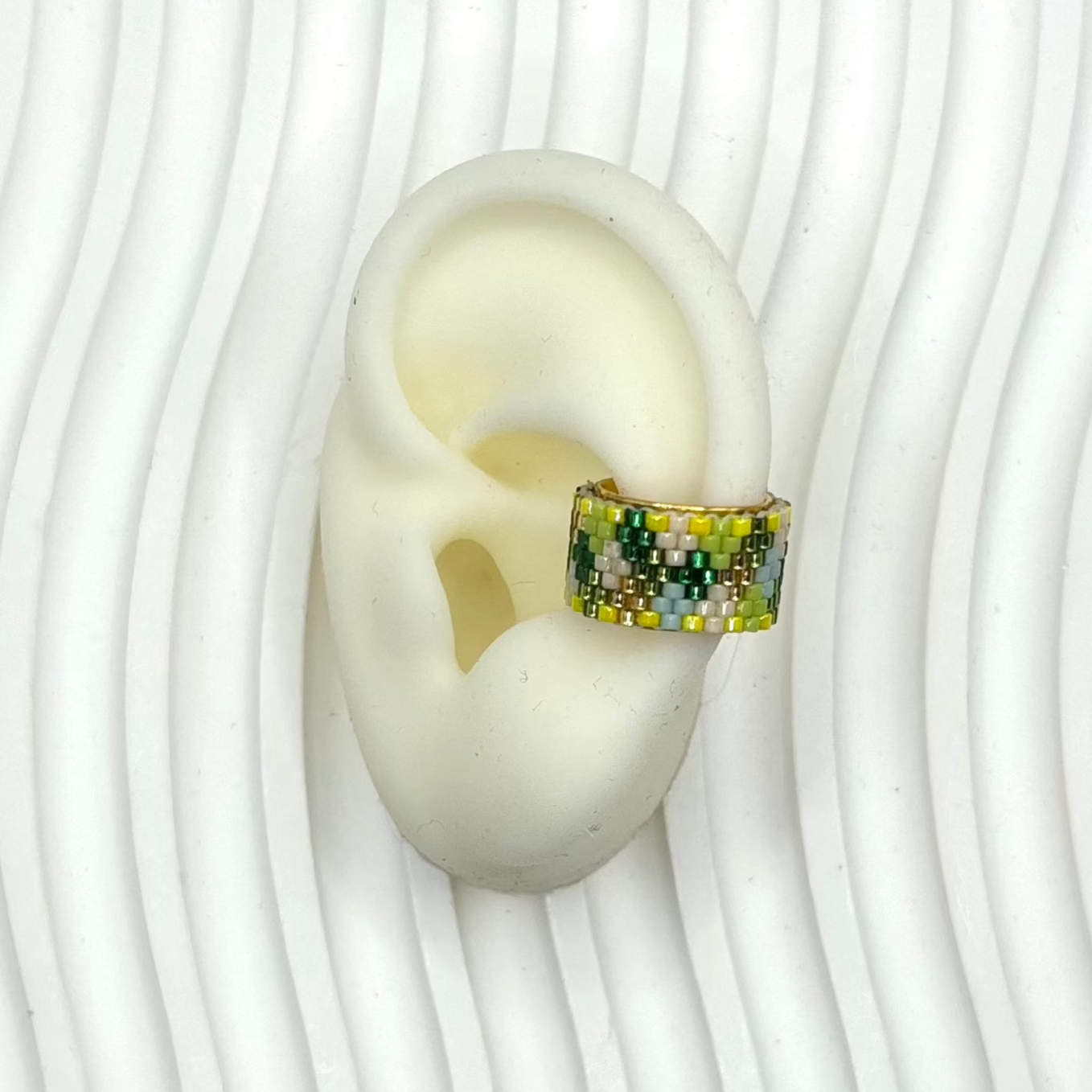 ✨ Oded Miyuki Ear Cuff ✨