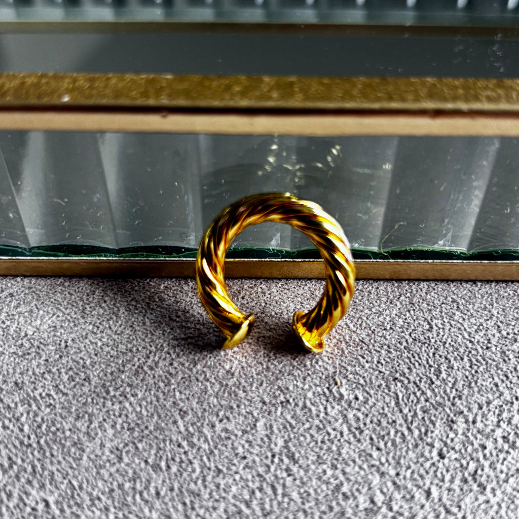 Handmade twist design bronze ear cuff