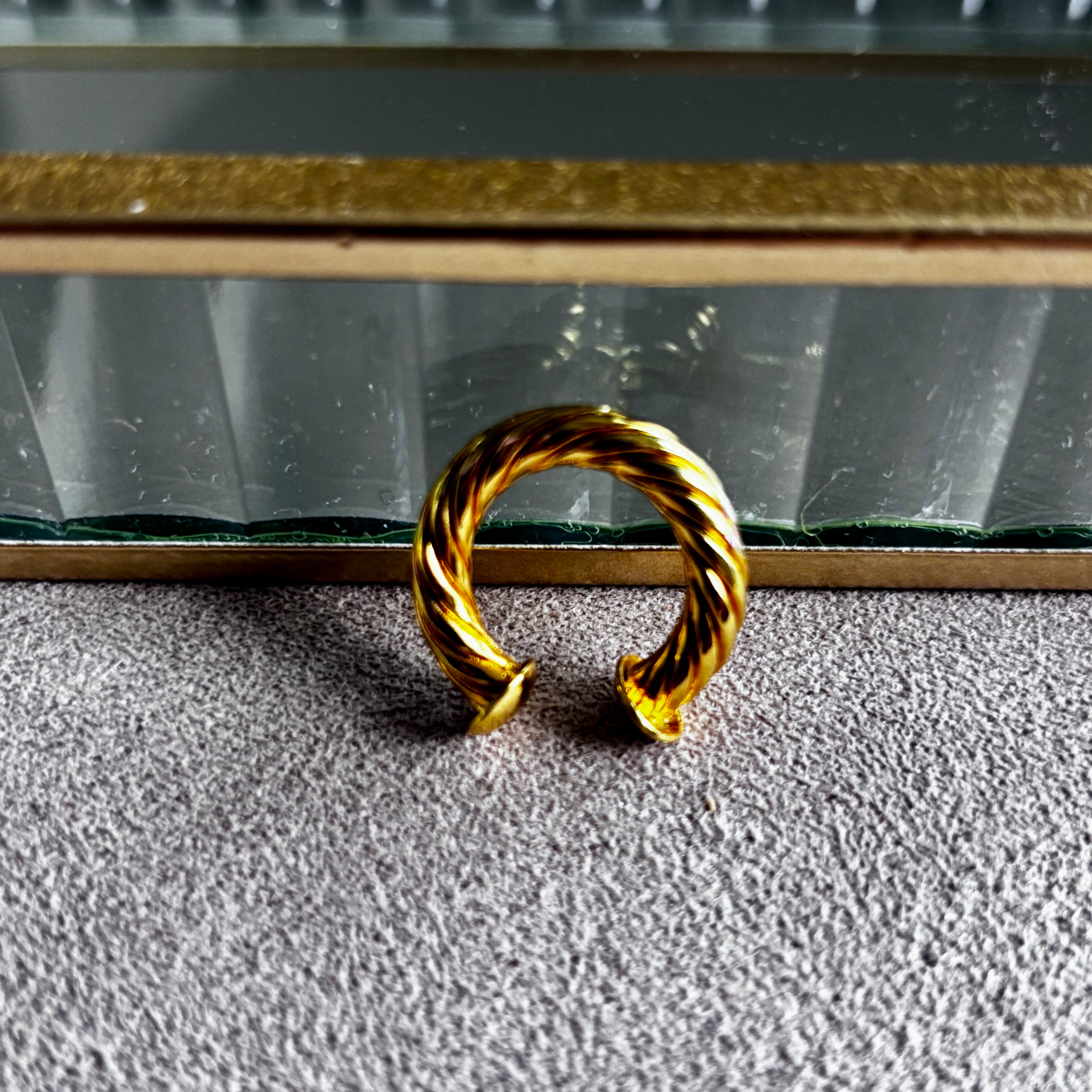 Handmade twist design bronze ear cuff