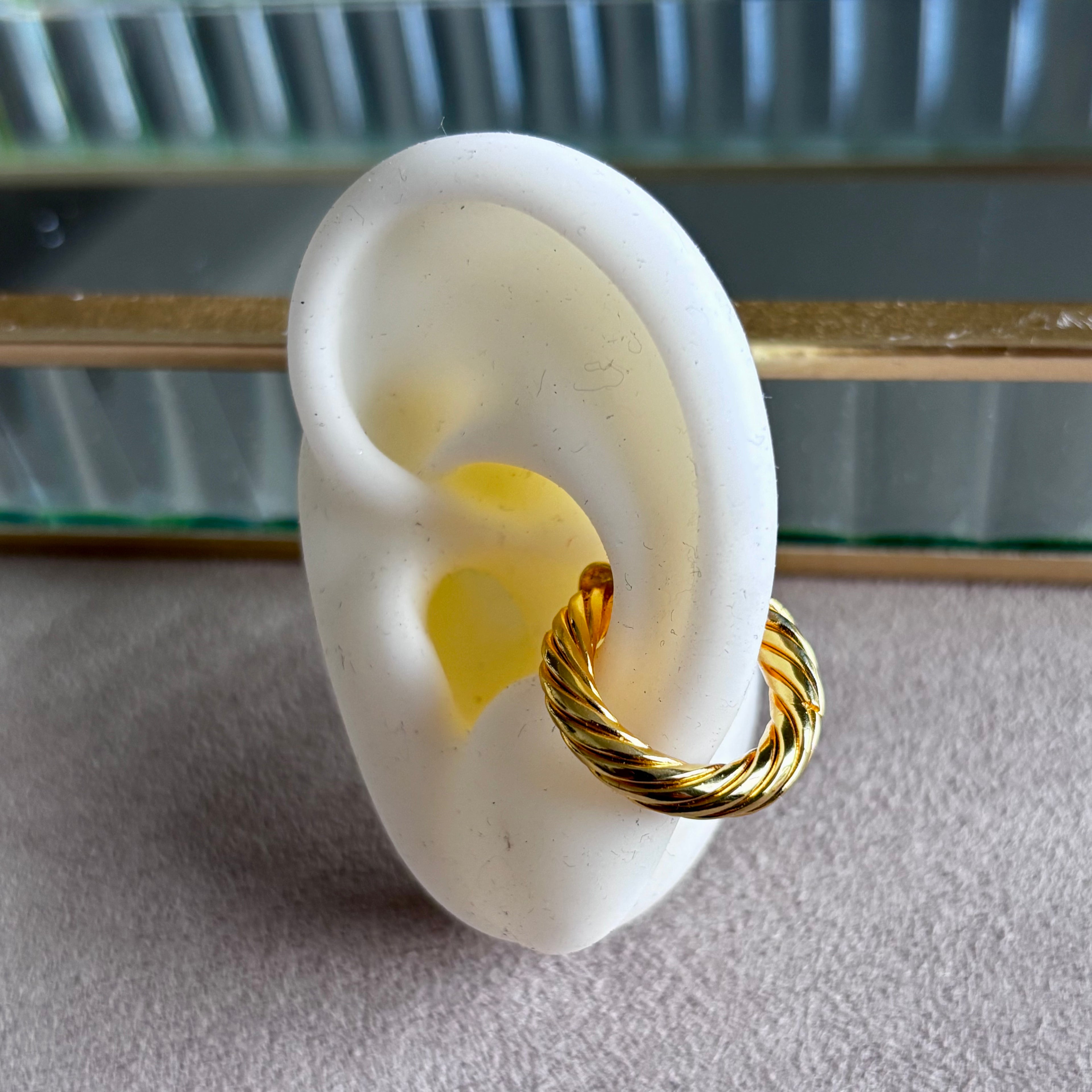 Handmade twist design bronze ear cuff