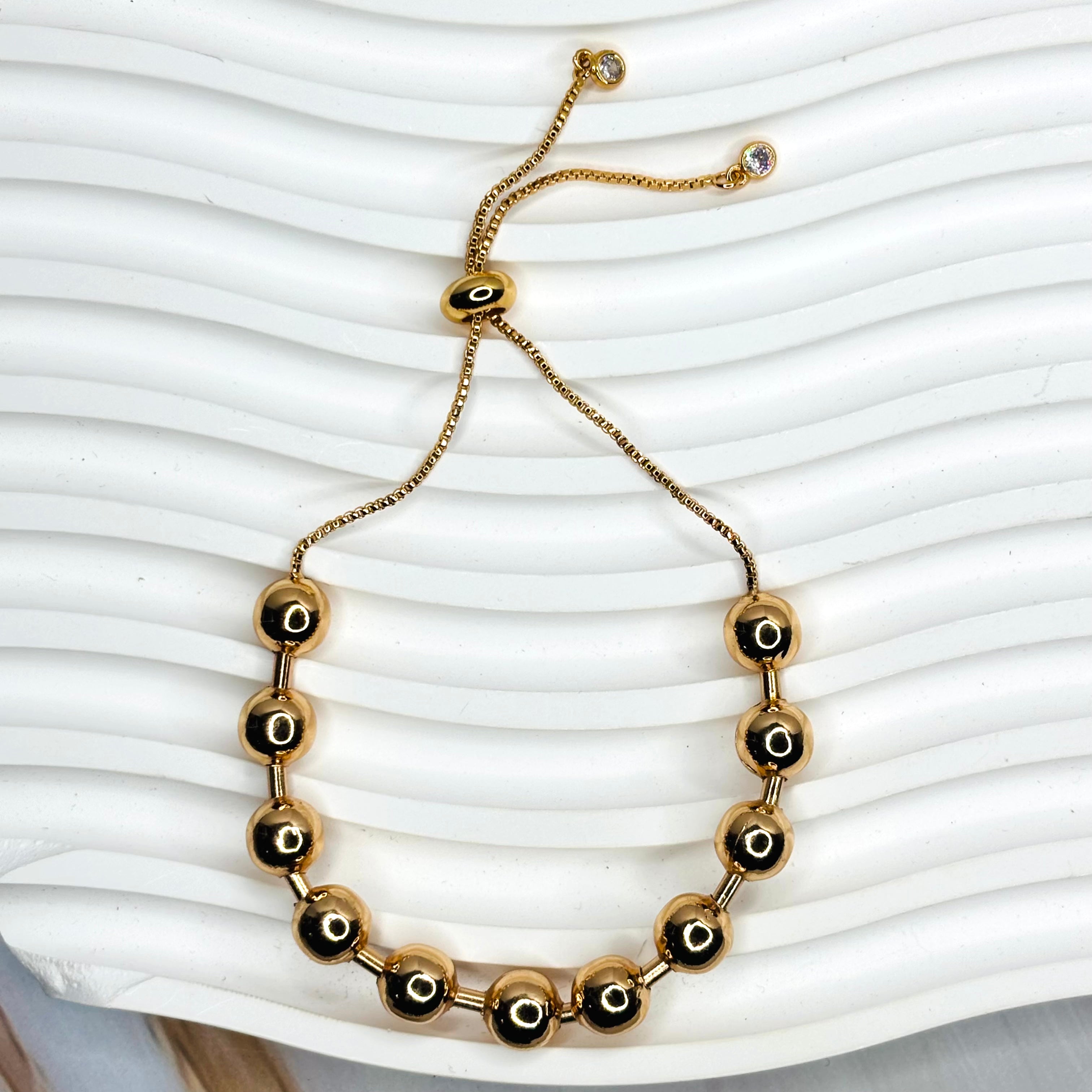 Elegant Gold Bracelet