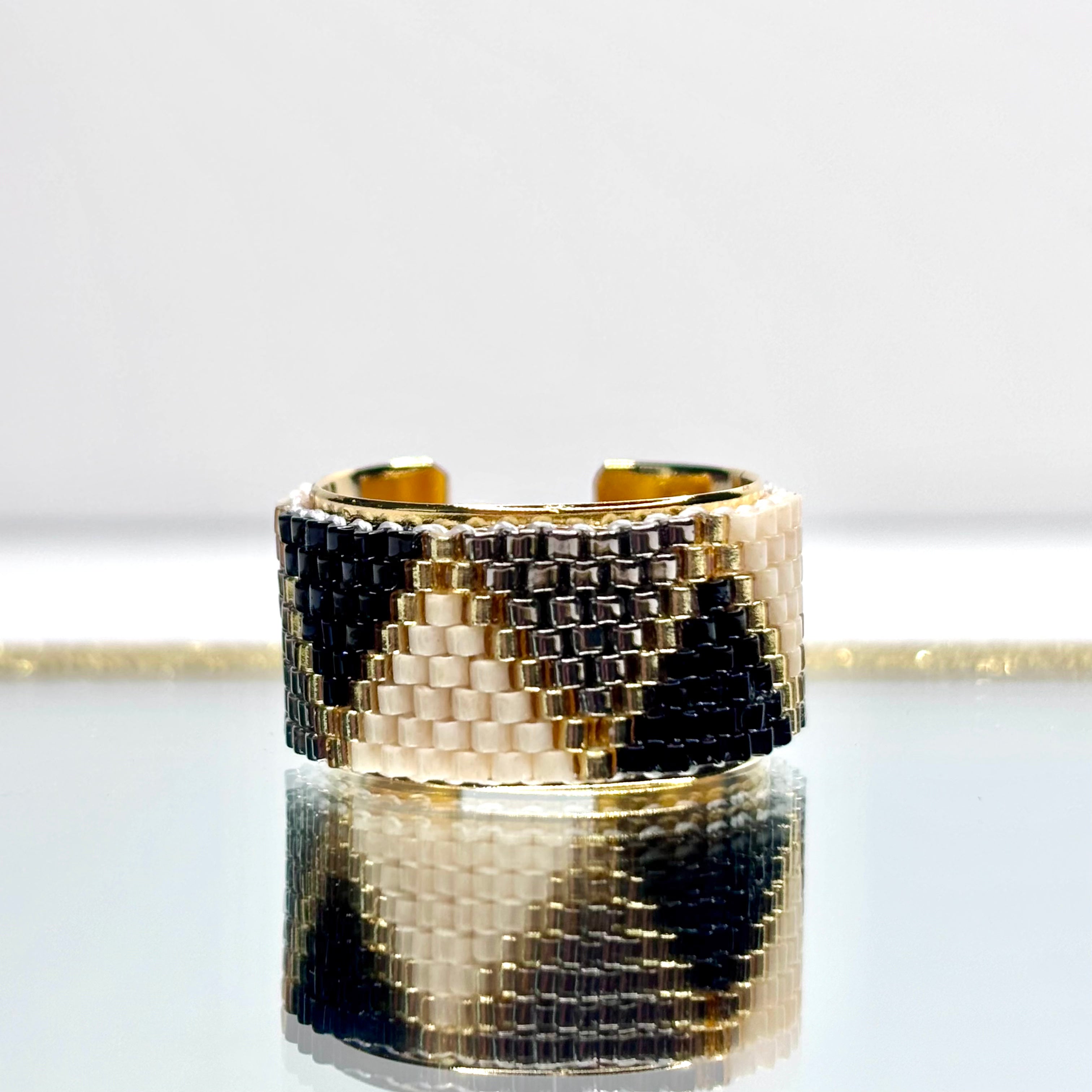 Resfa Miyuki Adjustable Ring