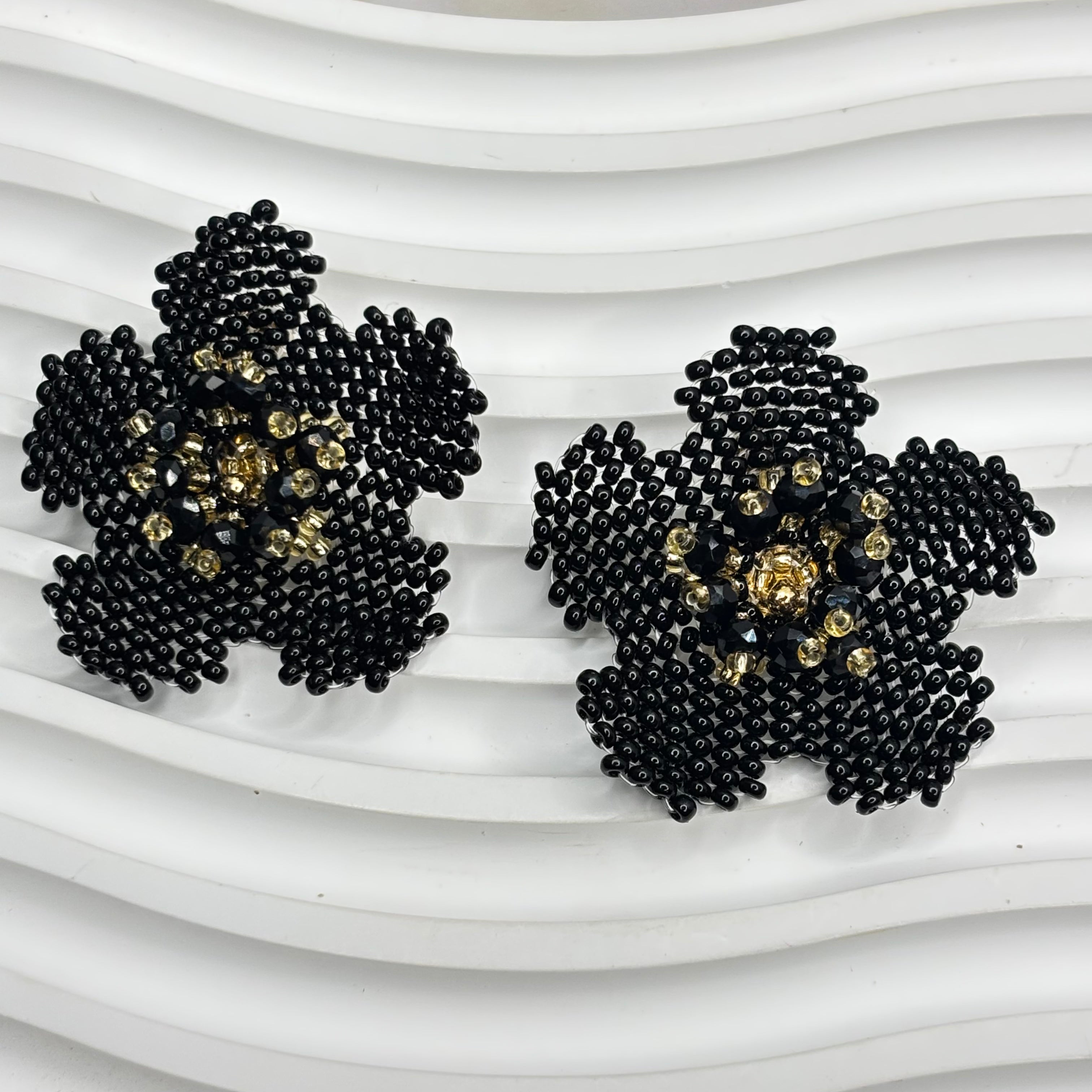 🌸 Rawiya Flower Earrings 🌸