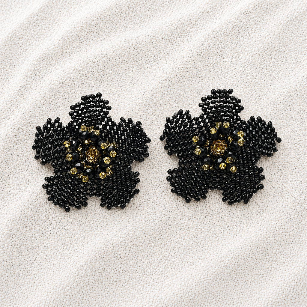 Rawiya Flower Earrings