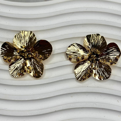 Hadassah Earrings – Elegant and Timeless Floral-Inspired Jewelry