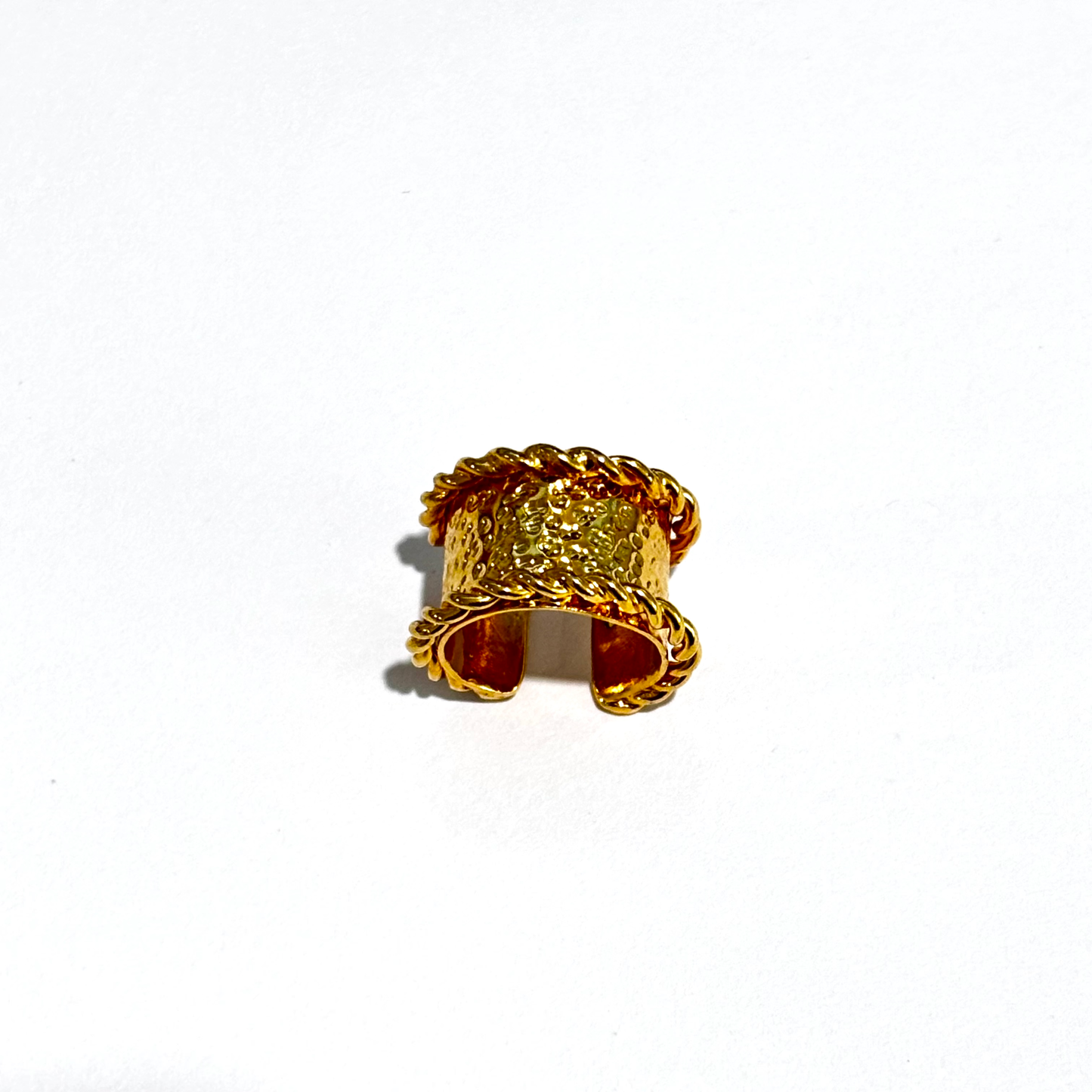 ✨ Bina Ear Cuff ✨