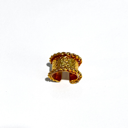 ✨ Bina Ear Cuff ✨