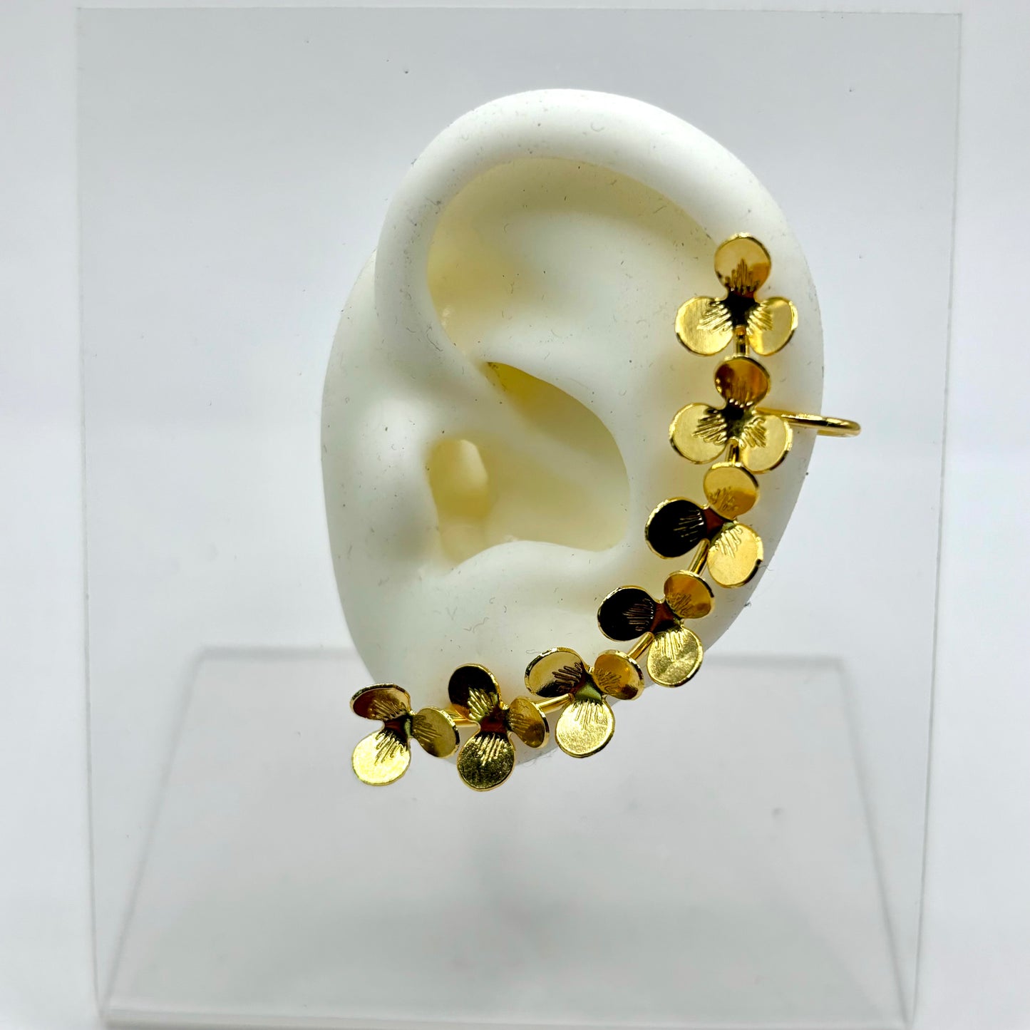 Boucles d'oreilles en forme de feuilles d'or