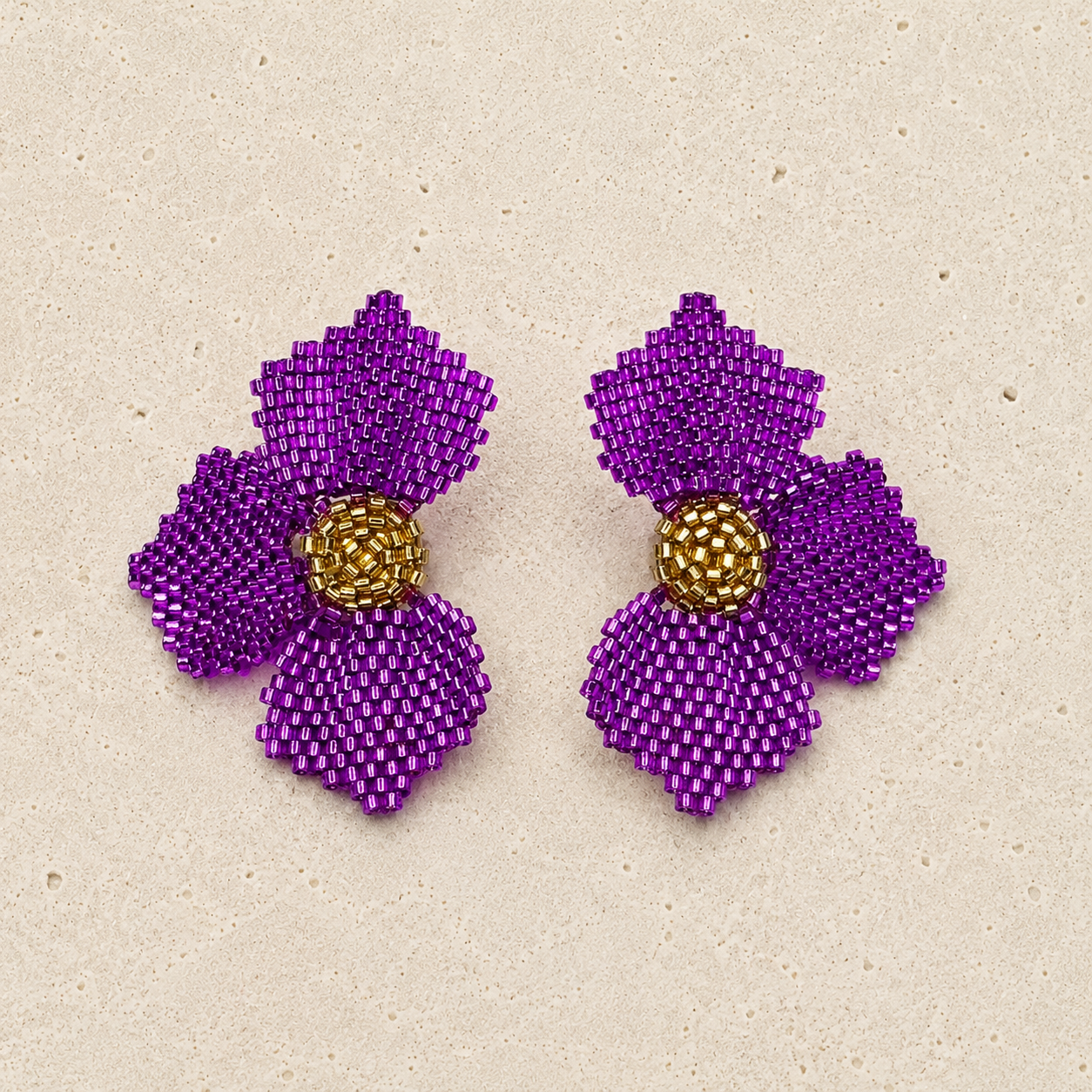 Jannesita Earrings