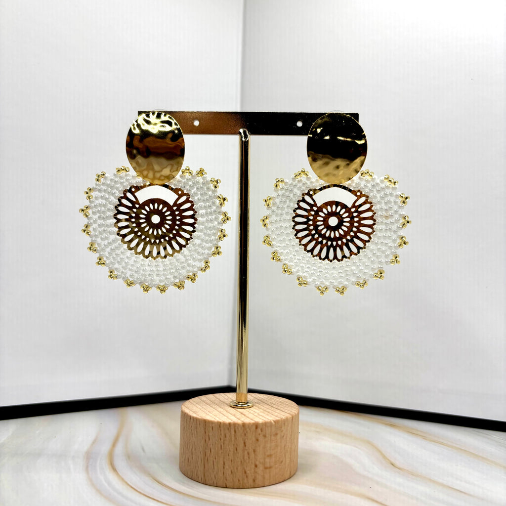 Rhoda Earrings – Elegant Floral-Inspired Jewelry for a Timeless Look