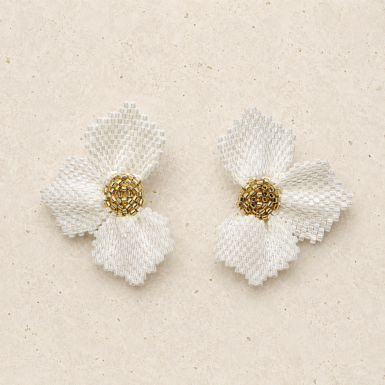 Jannesita Earrings